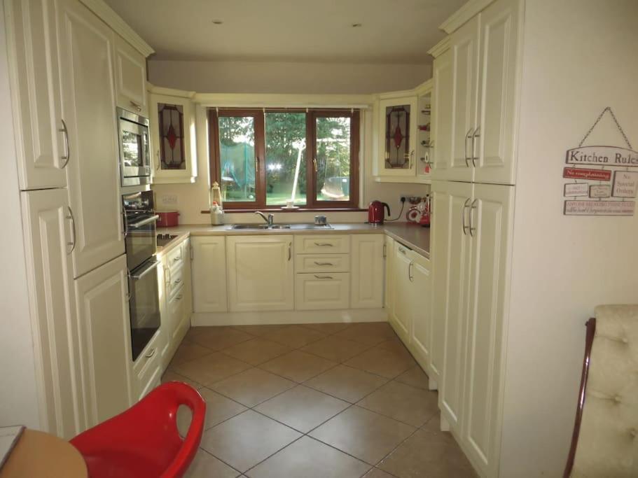 Borodino Studio Apartment Enniscorthy Εξωτερικό φωτογραφία